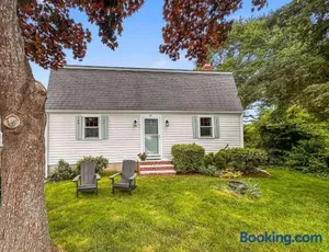Image of 21 Dexter Avenue Sandwich - Creekhaven Cottage