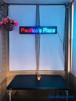 Image of Private Room Minutes from Downtown A