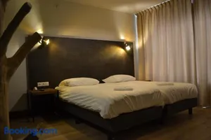 Image of Hotel & Eetk'fee de VLiK