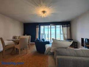 Image of Holywood Sea Renity