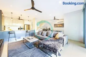 Image of ZEN ARCTIC Luxury 2-Story T/House + Pool & Markets