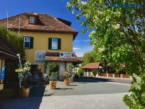 Image of Apfelwirt