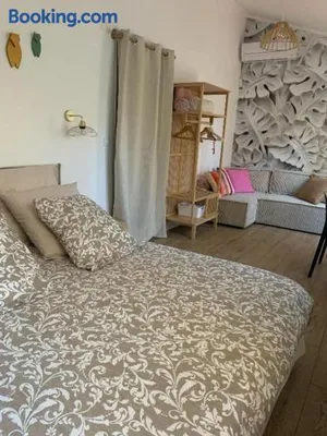 Image of The home Privacy