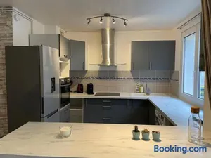 Image of Bel Appartement à Bécon