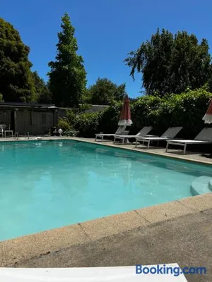 Image of Best property in Benbow with a salt pool-river-redwoods