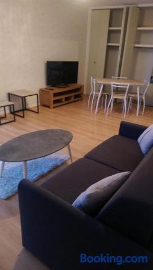 Image of Studio lumineux et confortable