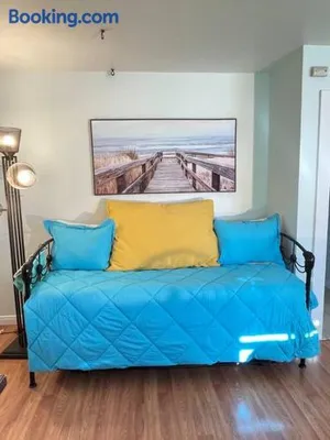 Image of Santa Barbara Serenity Large 1-bedroom Guest Apt.