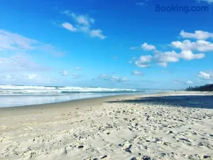 Image of Kookaburras at South Golden - 9min walk to idyllic beach