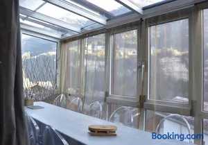 Image of L'Eglantine