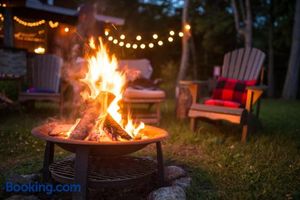 Image of Naturhäuschen mit Kamin - Feuerschale - Garten - mit beheizbarem Gartenwhirlpool