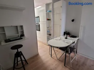 Image of Studio bien équipé au calme à Montmartre