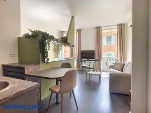 Image of Palais Gioffredo place Massena