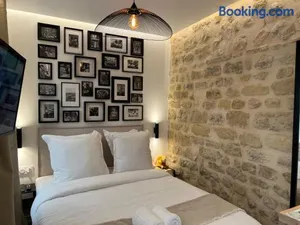 Image of Studios Clouet-Paris Centre- XVe!