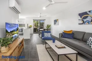 Image of Comfortable 3-Bed Retreat Close Parks