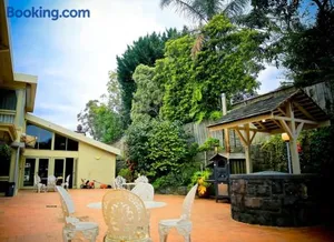 Image of Lynnwood Villa, Netflix, Indoor pool, The Best Melbourne Retreat