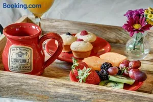 Image of Hillcrest House Bed & Breakfast