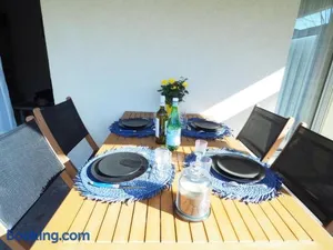Image of T2 Arcachon, Jardin Terrasse, Proche Plage, Parking Privé - FR-1-474-75
