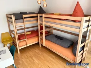 Image of Gemütliche Privatzimmer mit geteiltem Bad, Küche und Garten