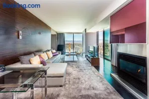 Image of Palms Place One Bedroom Suite 1220 sqft