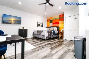 Image of NEW RENOVATED STUDIO Nr UCF PETSOK PRIVATE ENTRY