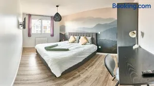 Image of Éclat Doré Bondy Suites Free Parking