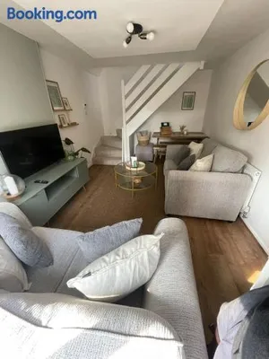 Image of Cosy home close to M6 motorway