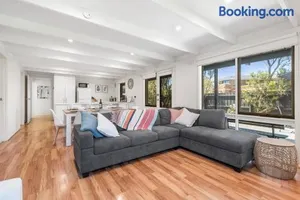 Image of Dromana Beach Holiday House *3 minutes to the sand