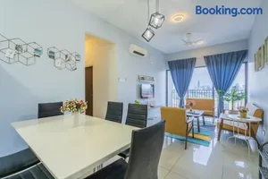 Image of Peaceful 3-bedroom with Pool 5 pax - Wangsa Maju