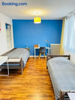 Image of Chambre privée proche de Versailles