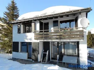 Image of Ulrike (709 Sh)