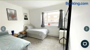 Image of 4 bedroom property close to the Harry Potter studio and Watford junction