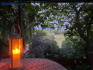 Image of Haus im Grünen Meer