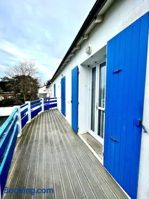 Image of À 20 secondes de la plages de sable fin du rocher de longeville sur mer