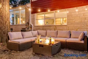 Image of Unique! Retro 1950's wooded retreat near Indiana Dunes National Park