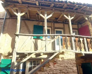 Image of Maison médiévale avec jardin dans charmant village