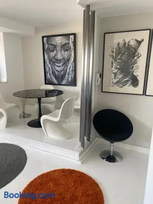 Image of 14eme et der étage "Arty" avec 2 chambres et vue panoramique !