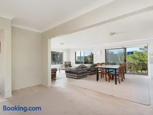 Image of Misthaven Unit 1 12 Mistral Close