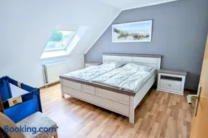 Image of Gasthaus Deichkieker - Wo die Nordsee dich umarmt und Erholung beginnt