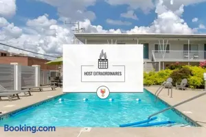 Image of Delightful Charmer with Pool Access