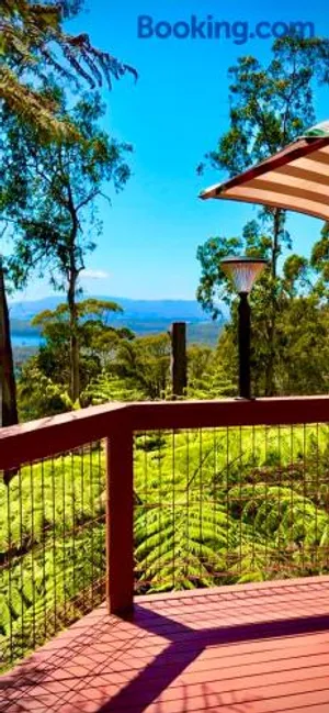 Image of Melbourne Topview Villa in Dandenong ranges near Skyhigh
