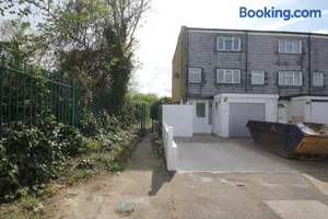 Image of The Greatfields Drive