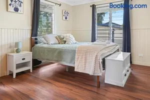 Image of Emerald Lux Apartments 2