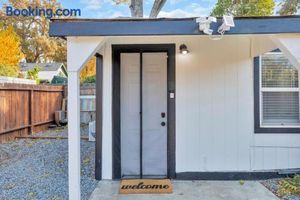 Image of A Cottage - Walk to UC Davis & Shriners