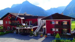 Image of Chalet Austria, up to 10 p, 15 min to salzburg city, garden with direct amazing mountainview, BBQ&bikes&sunbeds for free, 15 min sound of music
