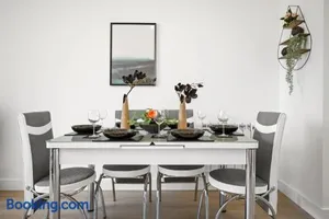 Image of Ideal Lodgings In Urmston