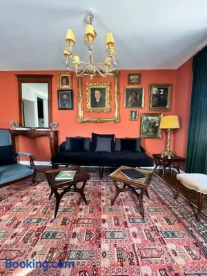 Image of Centre historique de LYONS LA FORET Hotel de Maître le Cottage