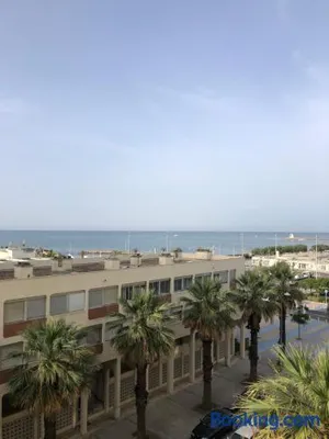 Image of T 1 VUE MER 180 D° TEMPLE DU SOLEIL