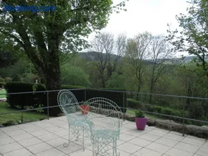 Image of Charmante maisonnette avec piscine partagée - FR-1-489-131