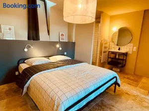 Image of Les Suites d'Angoulême - Proche Gare et Centre ville - Haut de gamme