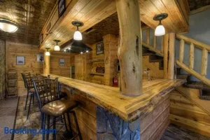 Image of Eagle Pine Lodge